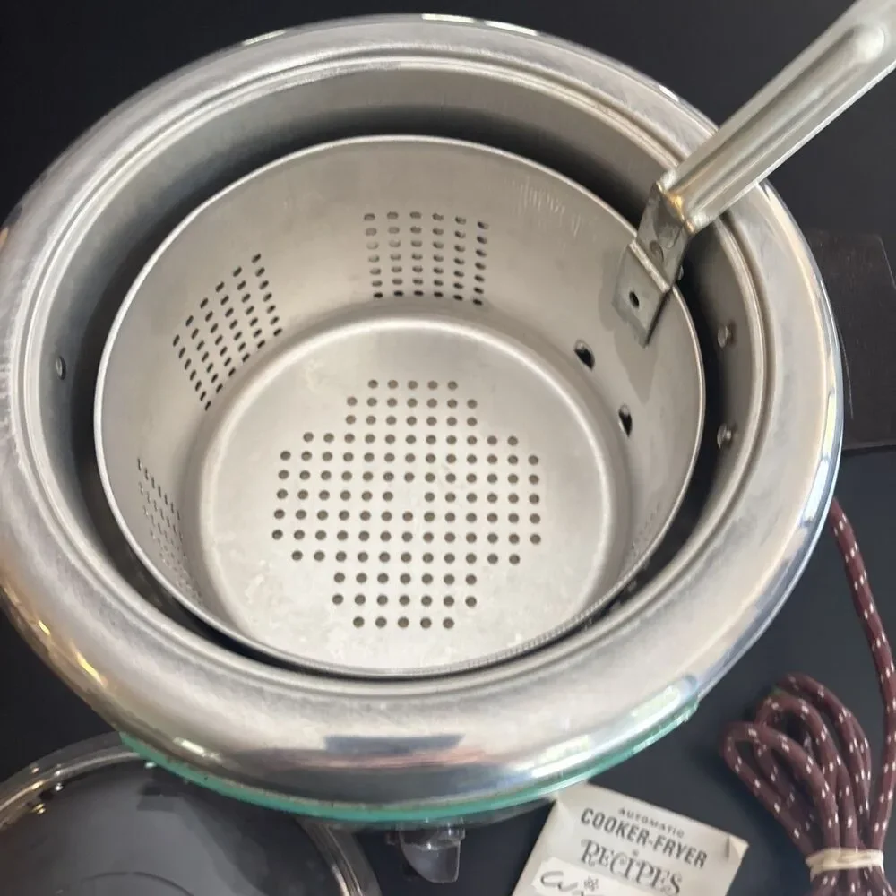 Vintage MCM Western Auto Wizard Automatic Cooker-Fryer w/RecipeManual Deadstock